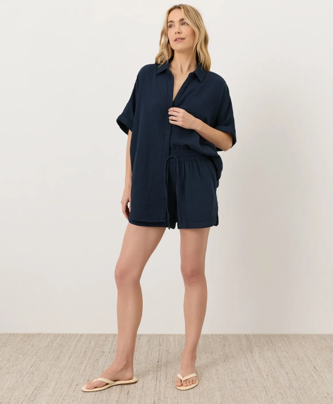 Organic Coastal Double Gauze Curved Hem Short