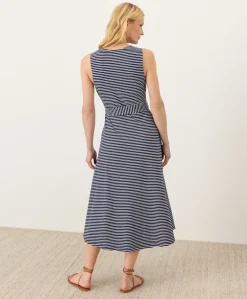Organic Fit & Flare Easy V-Neck Dress