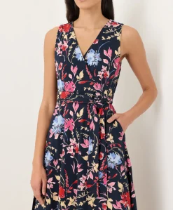Organic Fit & Flare Easy V-Neck Dress