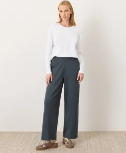 Organic Luxe Essential Crewneck Long Sleeve Tee