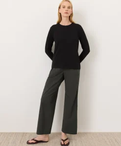 Organic Luxe Essential Crewneck Long Sleeve Tee