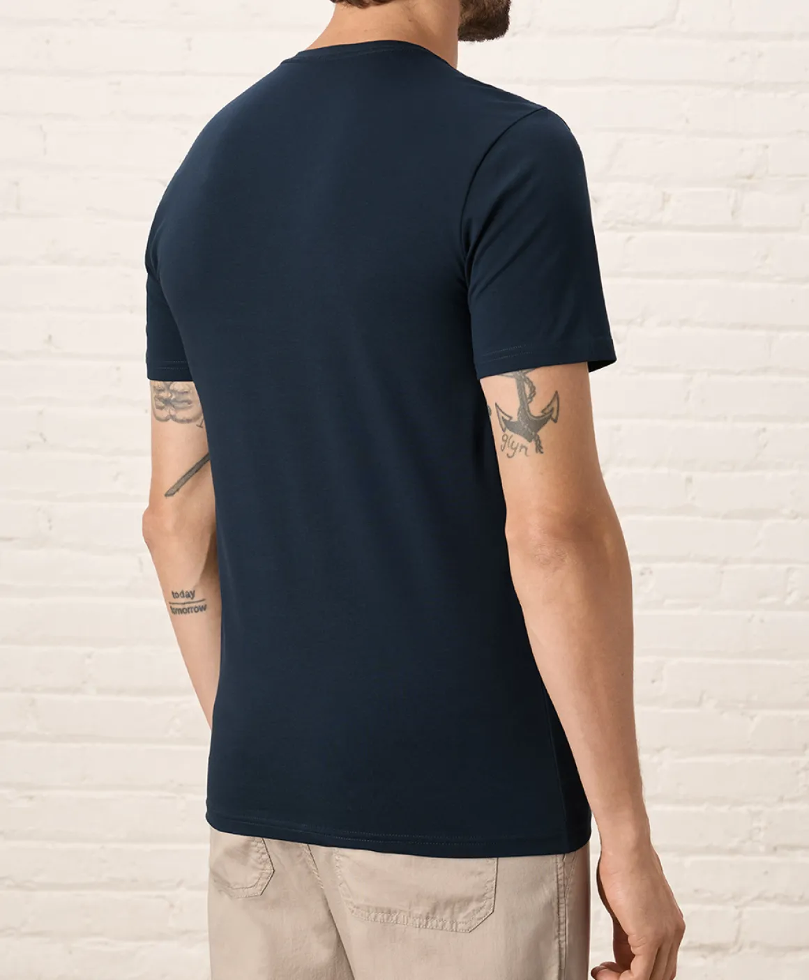 Organic Luxe Essential Slim Fit Crewneck Tee