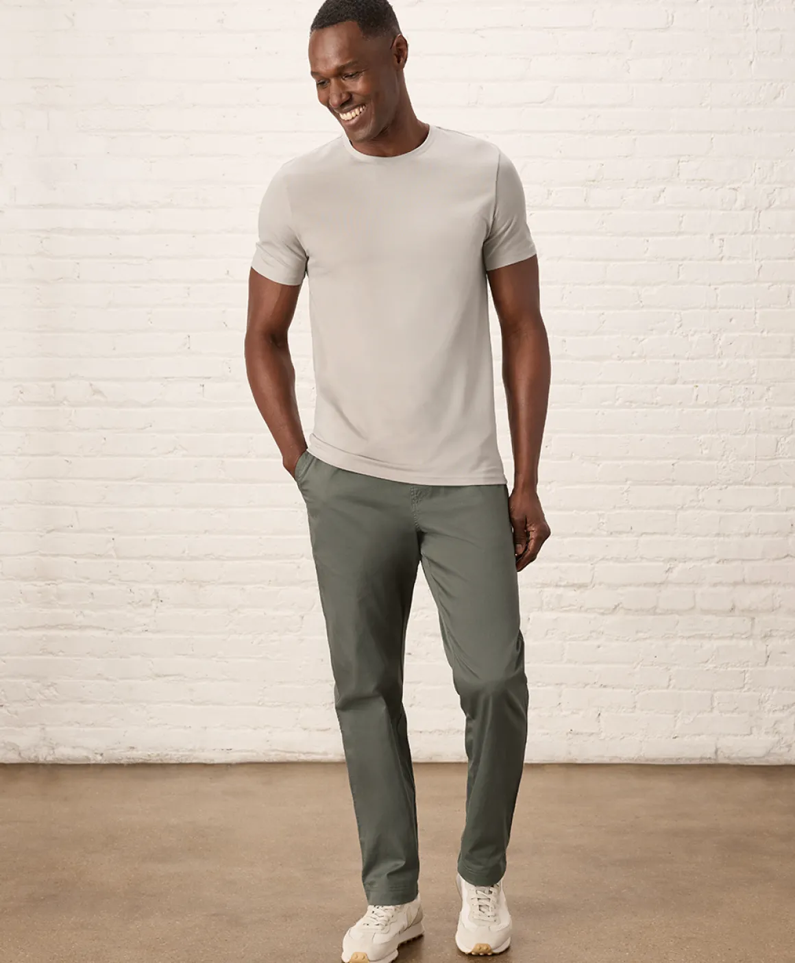 Organic Luxe Essential Slim Fit Crewneck Tee