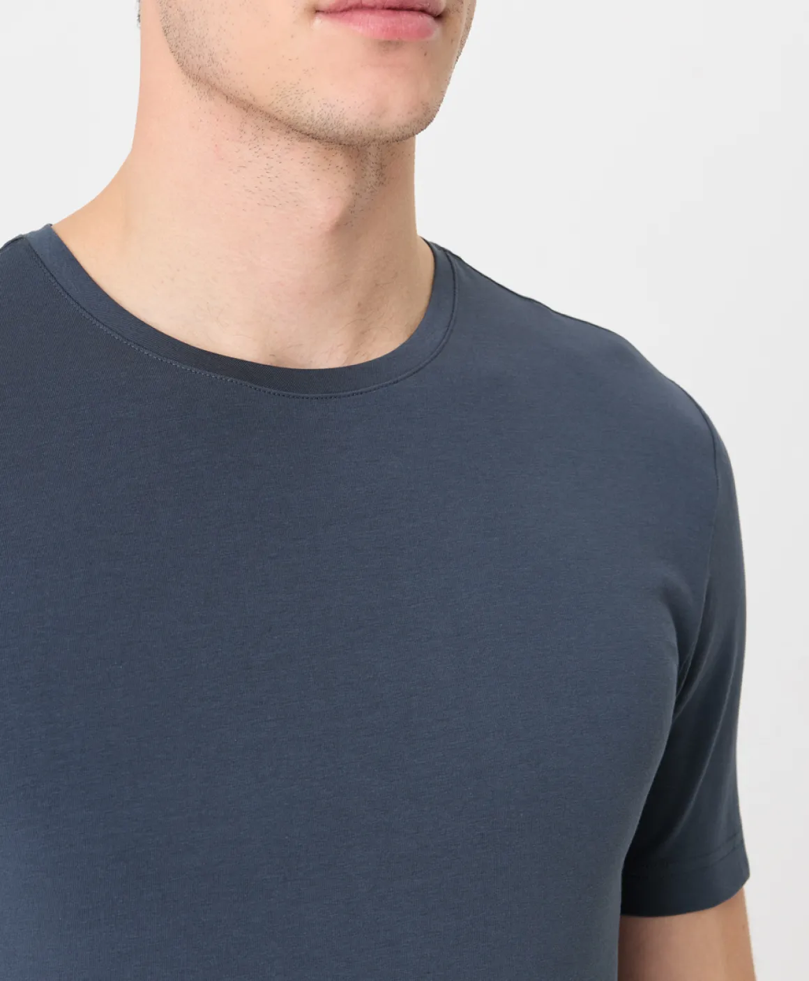 Organic Luxe Essential Slim Fit Crewneck Tee