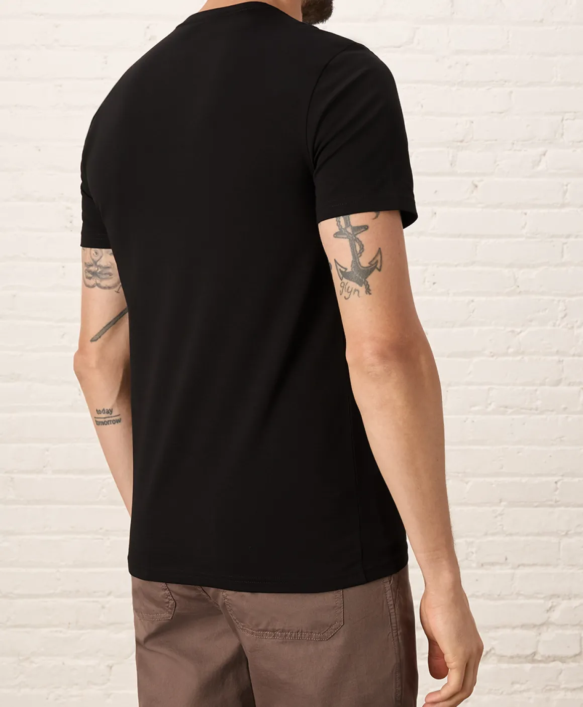 Organic Luxe Essential Slim Fit Crewneck Tee