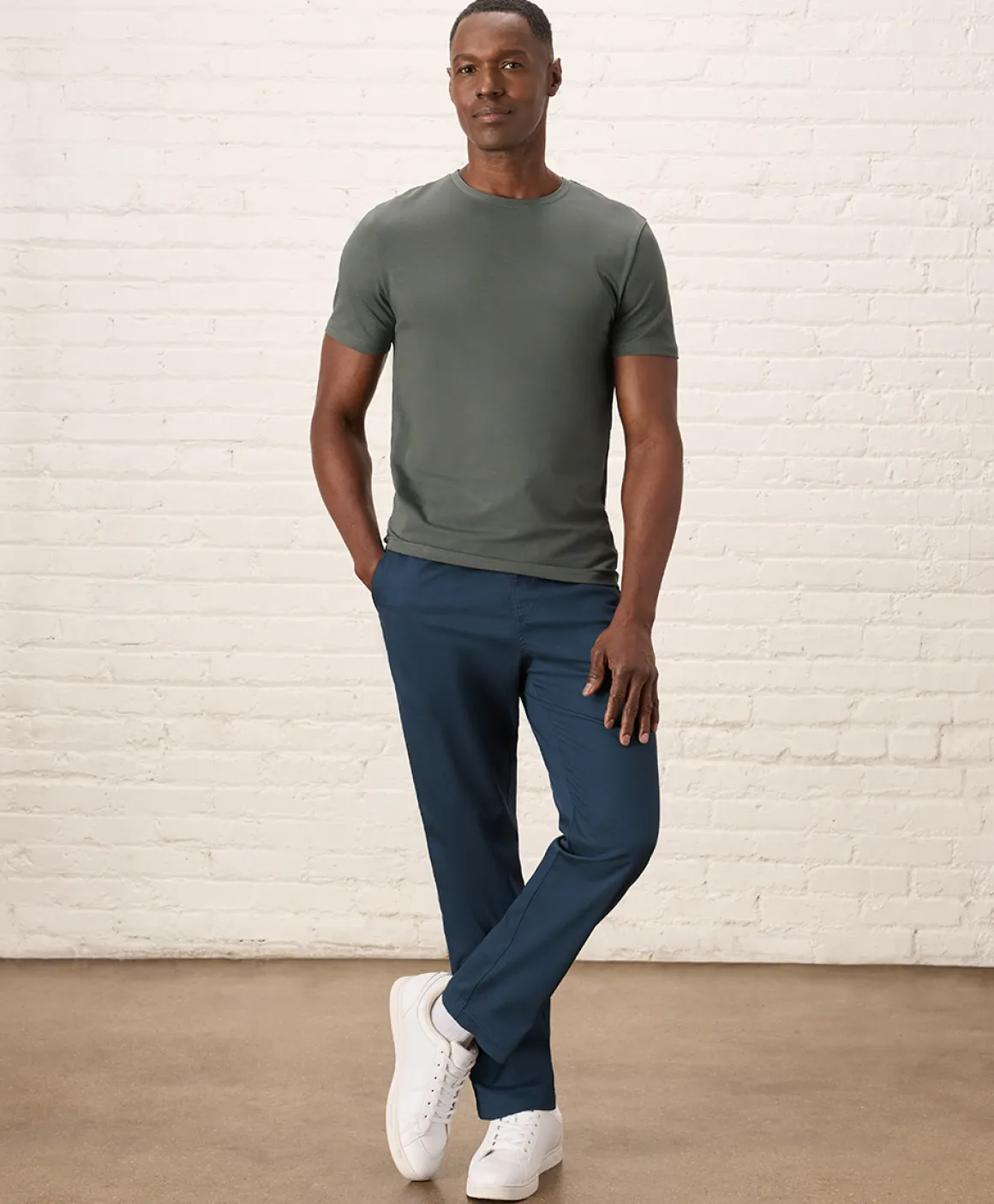 Organic Luxe Essential Slim Fit Crewneck Tee