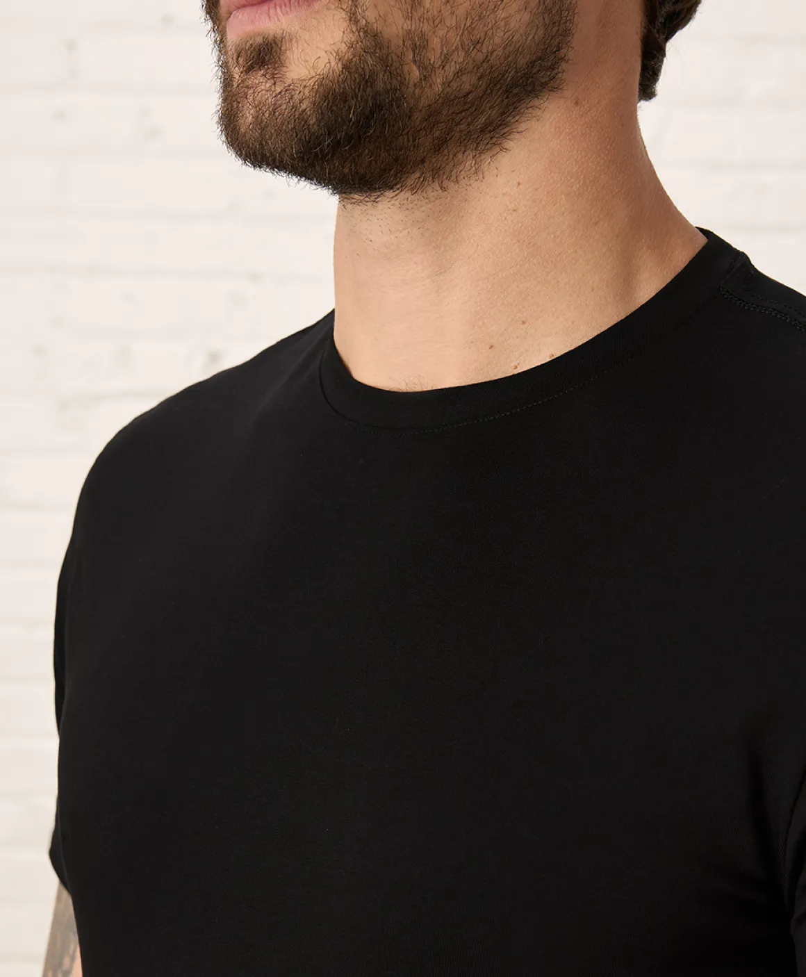 Organic Luxe Essential Slim Fit Crewneck Tee