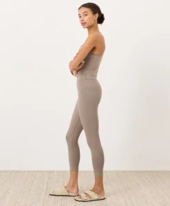 Organic On The Go-To Cropped Legging