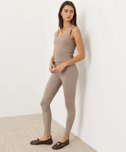 Organic On The Go-To Legging
